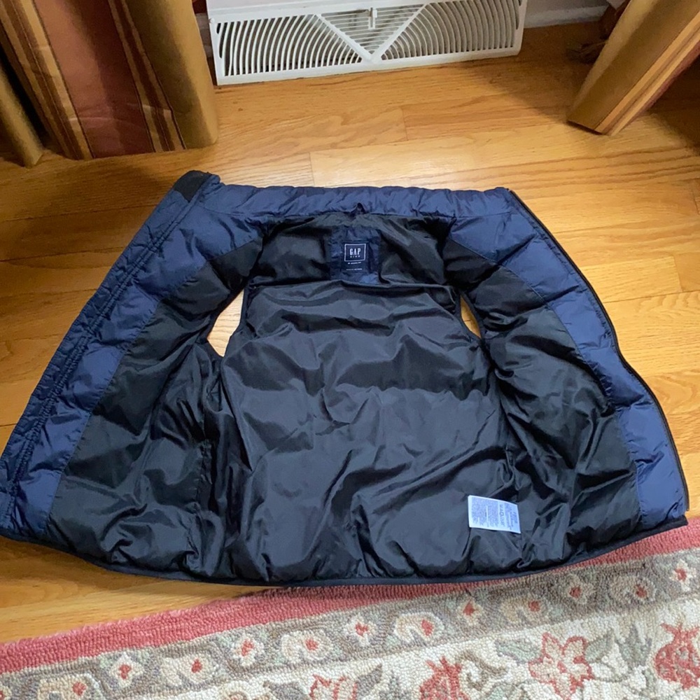 Vest - Picture 8 of 8